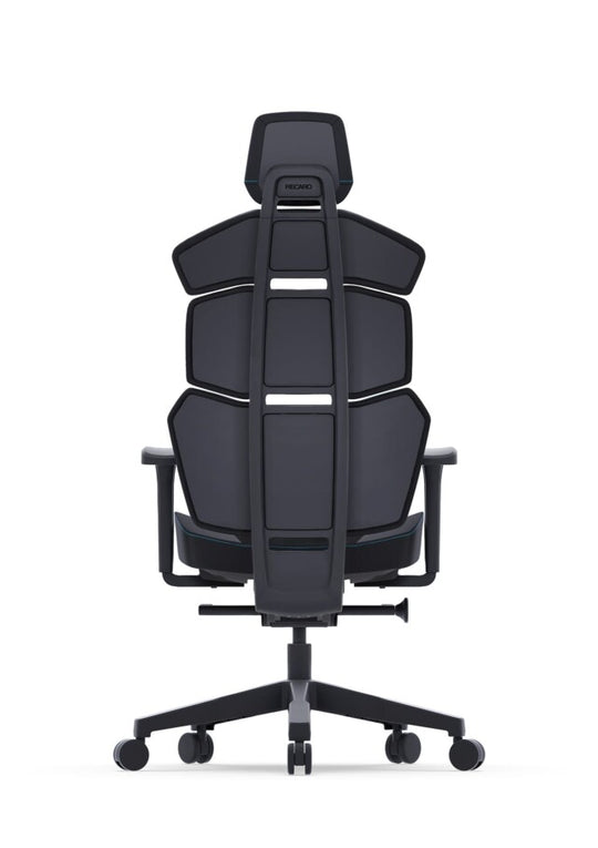 Der RECARO Shop RECARO Nxt ist ein moderner ergonomischer Bürostuhl aus schwarzem PU-Leder mit einzigartiger segmentierter Rückenlehne, verstellbaren Armlehnen, hoher Kopfstütze und fünfrädriger Basis. Abbildung von hinten vor weißem Hintergrund.