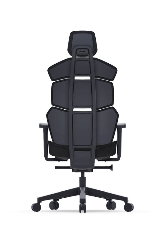 Der RECARO Shop RECARO Nxt ist ein moderner ergonomischer Bürostuhl mit einer schwarzen Netzrückenlehne mit segmentierten Winkelplatten, einer Kopfstütze und einer Polsterung aus PU-Leder und Stoff, von hinten auf einem Fünfrad-Untergestell abgebildet.