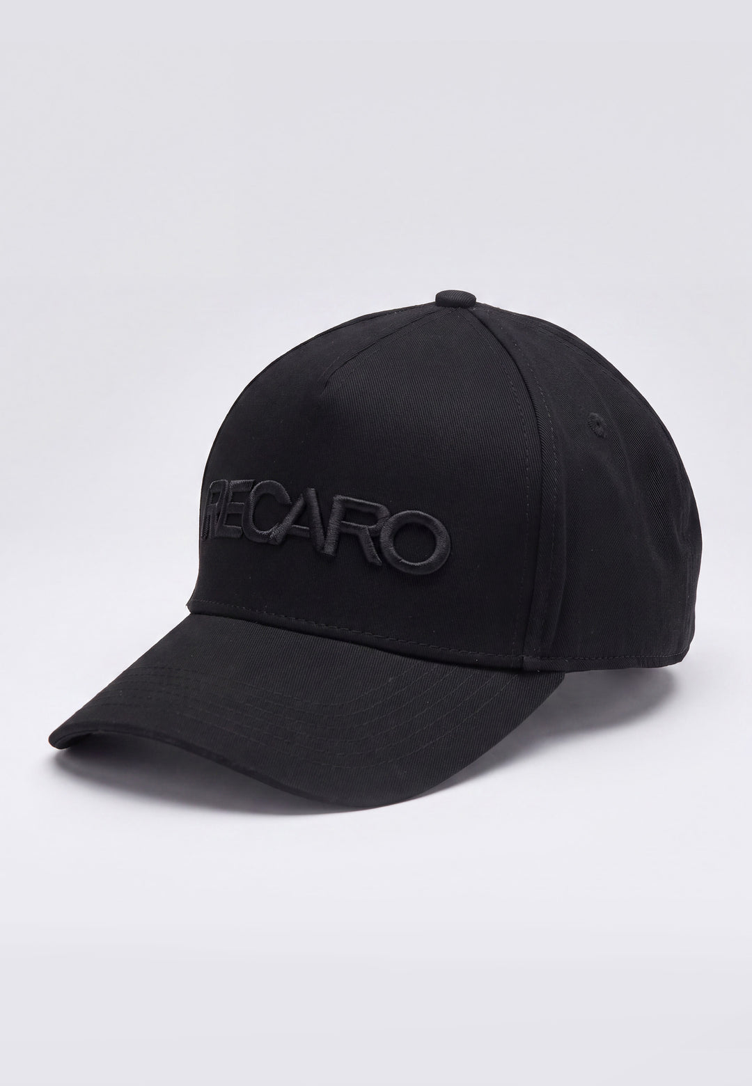 Wir präsentieren die Baseball-Caps „Originals“ von Recaro_Merch_Daniel: Diese schwarze Cap verfügt über eine dezente RECARO-Stickerei in Schwarz auf der Vorderseite und hebt sich von einem schlichten hellgrauen Hintergrund ab. Sie ist mit einem praktischen Druckknopfverschluss ausgestattet, der eine individuelle Passform ermöglicht.