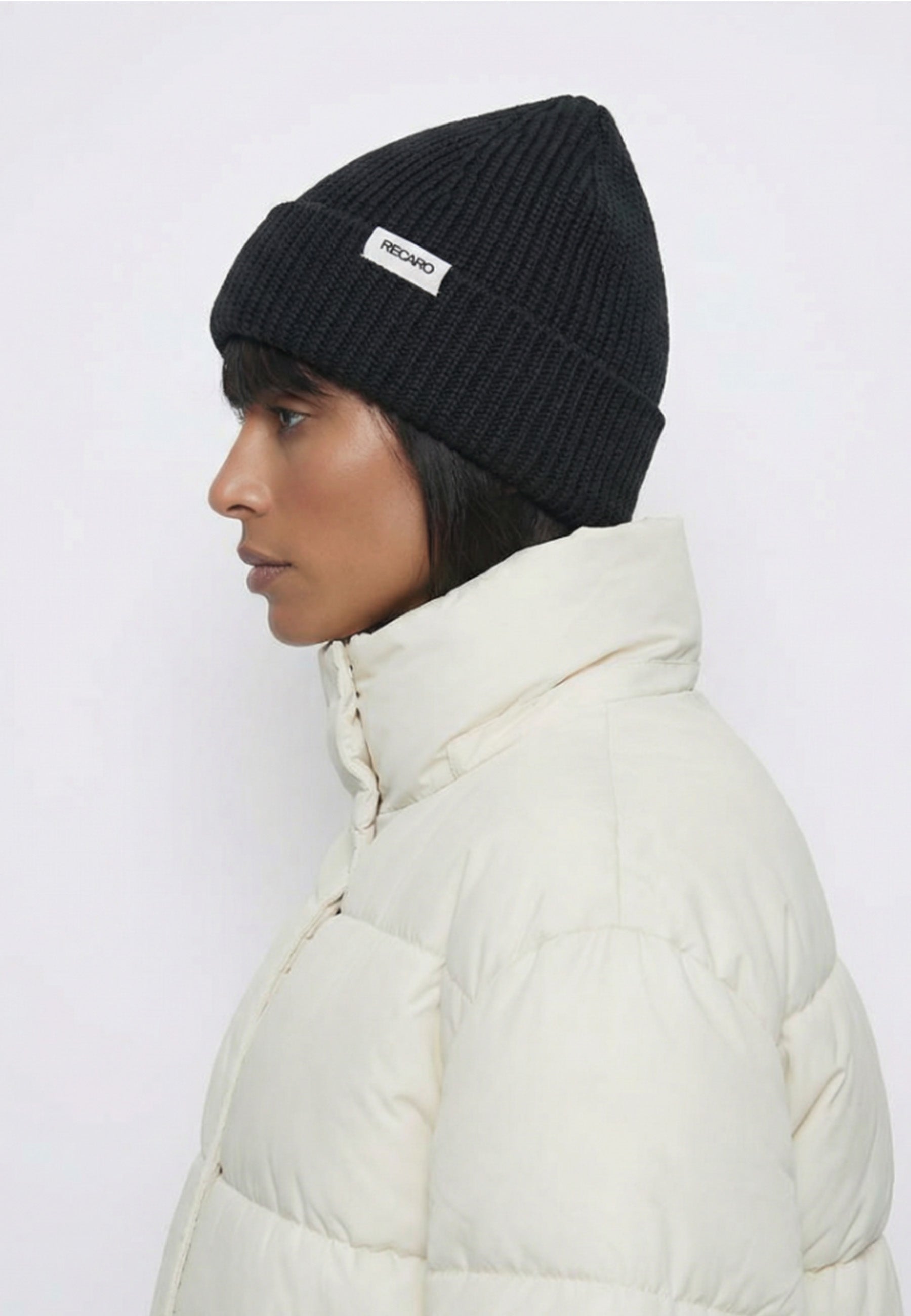 BeanieOriginals_femalesideview