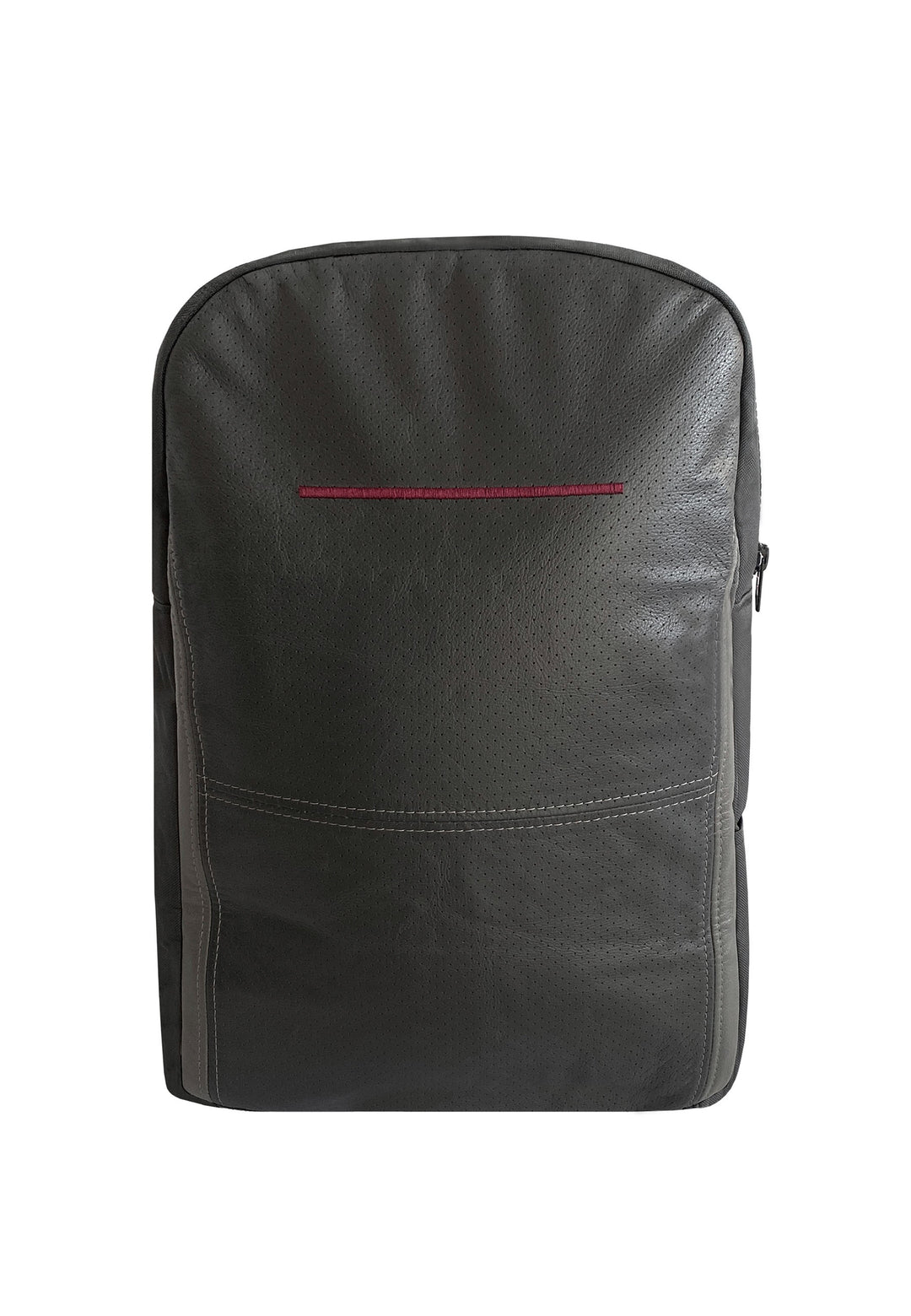 Der RECARO Shop Travel & Tech Rucksack aus schwarzem Upcycling-Leder überzeugt mit schlichtem Design, rotem Frontakzent, Seitenreißverschluss und sicherem Laptopfach – stilvoll präsentiert vor weißem Hintergrund.